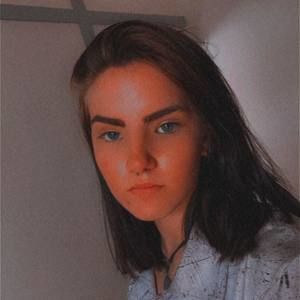 Meet your Posher, Violet